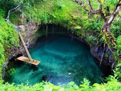 To Sua Ocean Trench, Upolu Island, Samoa.