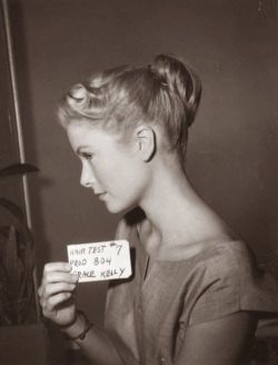 holespoles:  whatsthetalenightingale:  Hair Test  Grace Kelly 