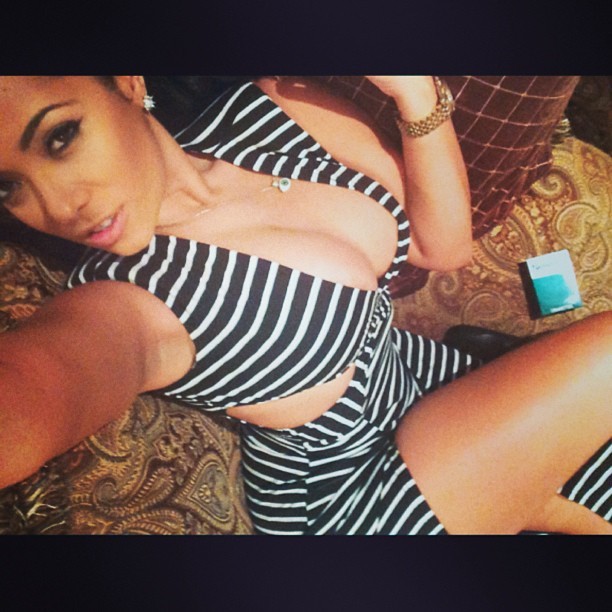 stephsdope:  #thighmeat 😁 lol 
