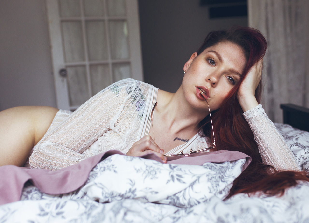 nocturnalsmile:  the stars that lie to you II. june 2018. photographer: claudia