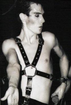 gothfashion:  † Peter Murphy † 