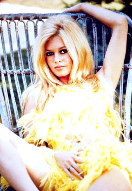welovebrigittebardot: Brigitte photographed by Jean-Claude Sauer, 1967.