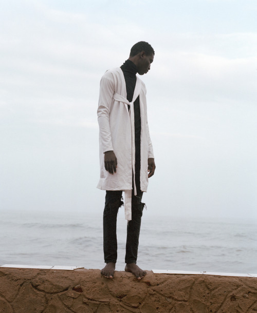 ohthentic:  sickymag: KYLE for sickymag.com Photography Kyle WeeksFashion Nana PaònModels Maxwell Annoh and Prince Tona   Oh