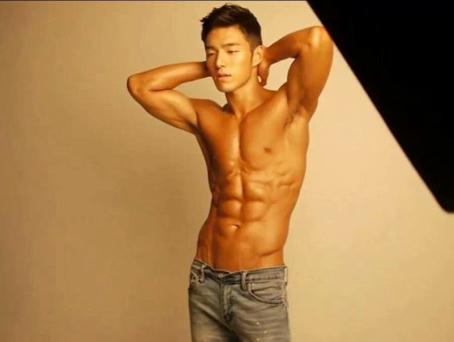 Male BODY Showcase ( mklmok.com ) i.g:mklmok