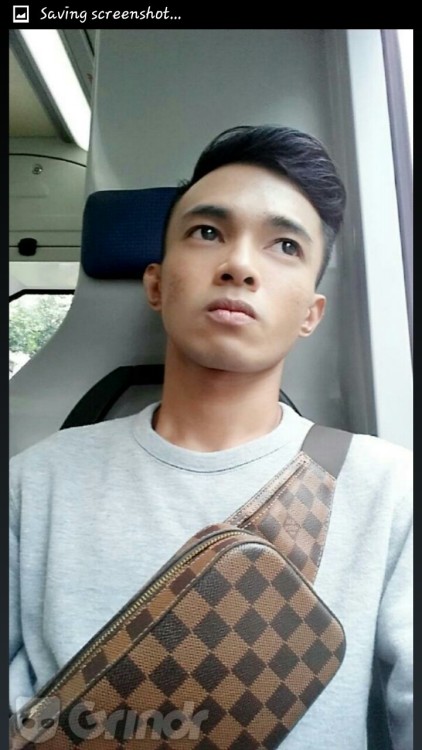 ssebae69: rahiqamimblog: aravind19:  Another hottie sg malay! Love his dark big dick!!  Who’s this g