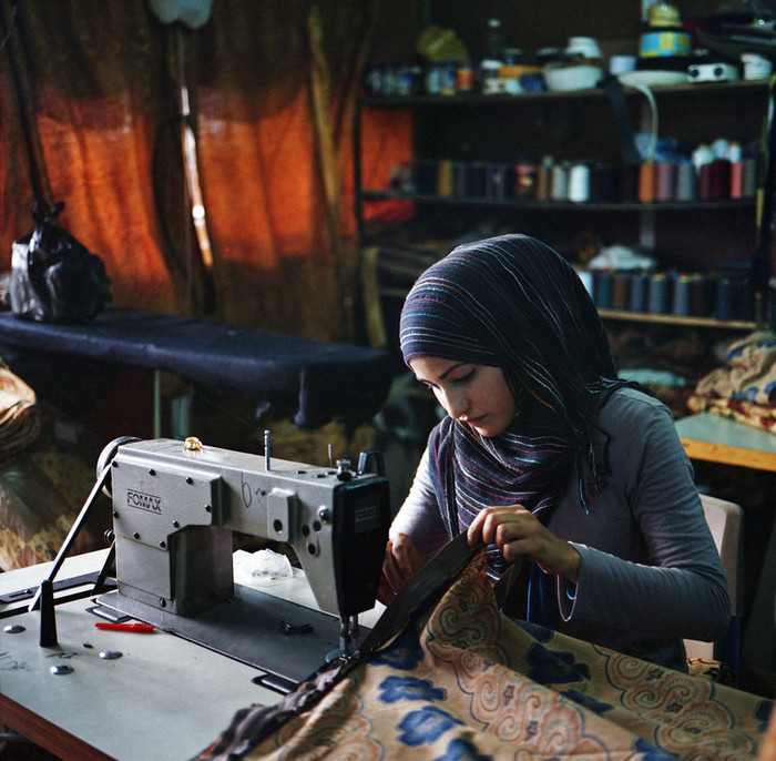 5centsapound:  Rena Effendi: The Women of Jordan’s Zaatari Refugee Camp Of the