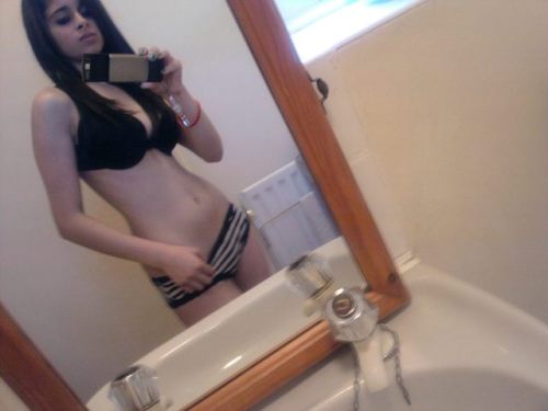Porn Pics nude selfie girlz