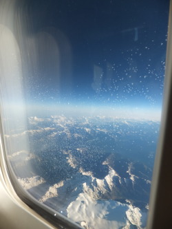 pretty-transparents:  more plane photos, flying over the French Alps 