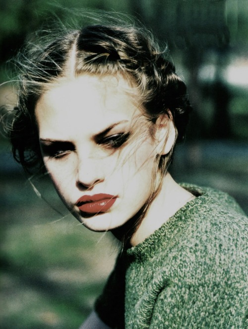 jinxproof: Jenny Knight Vogue Italia (September 1997) ph. Ellen von Unwerth