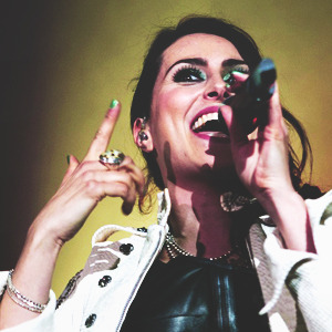 dieealive:  Sharon den Adel in Birmingham, United Kingdom. 16/04/14 