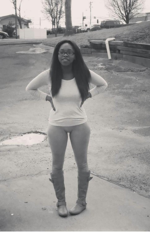 jamaalwalter31: tallnicca: #THE GAP. ……. Goddamn!!!!! Gap! Fuckkkkk