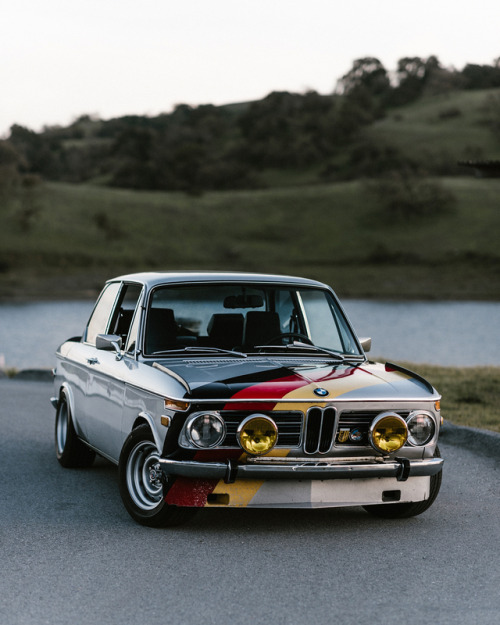 utwo - BMW 2002© miss courtneymae