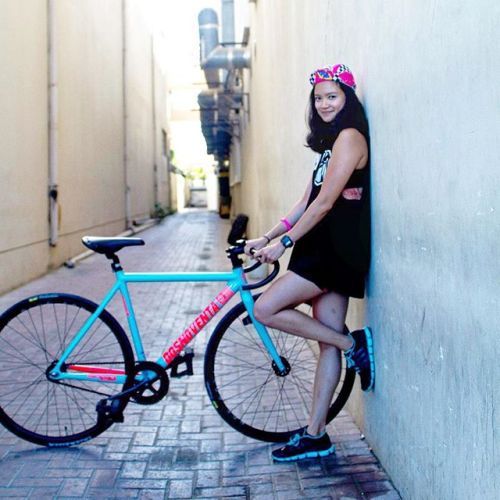 thebicycletree: Bike check @viridisvis #dosnoventa #dubaifixedgear #dxbfxd #mydubai #fixedgear #SHEF