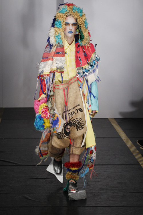 elegiac-circus:  Angel Chen - BA graduate collection “les noces” 