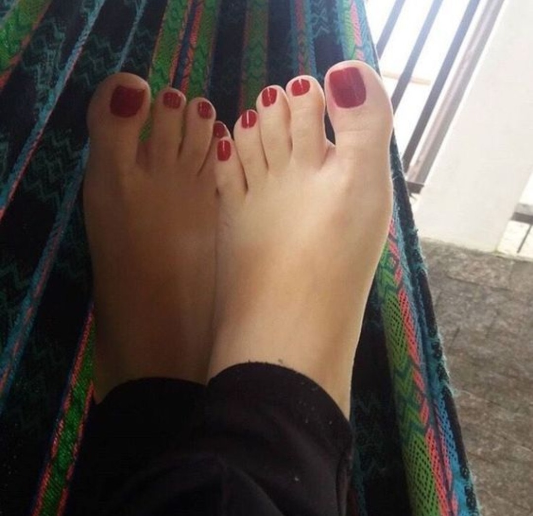 luvtoes84-deactivated20230228: