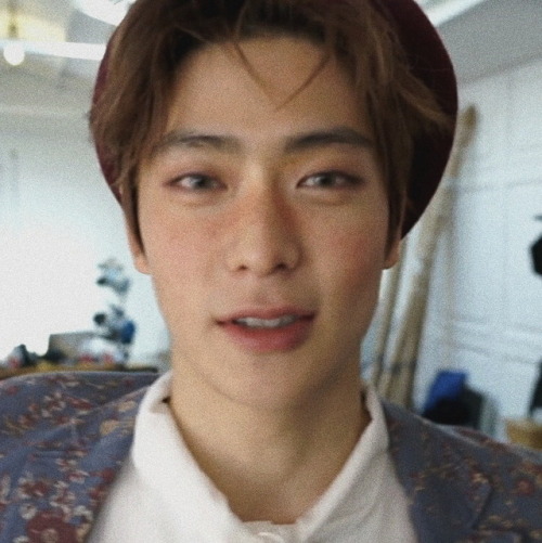 jaehyun ๑♡՞↳ like if saving