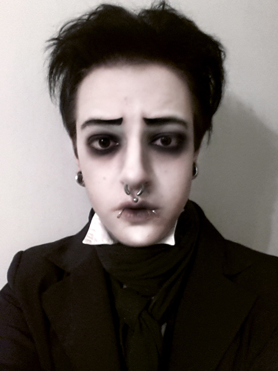 ego-x:  ego-x:  Since I lately got a message that I’d make a great Viktor from