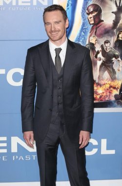 famousmaleexposed:  Michael Fassbender Big