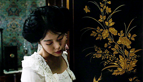 yelena-belxva:  The Handmaiden (2016) Dir.