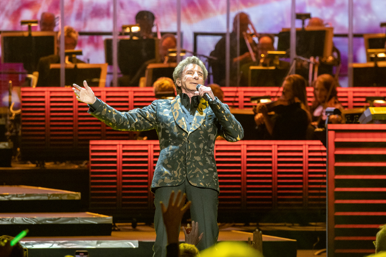 Barry Manilow Radio City Music Hall May 31, 2023 The Bowery Presents