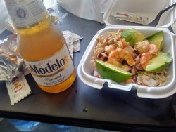 7ur7le:Mariscos for lunch