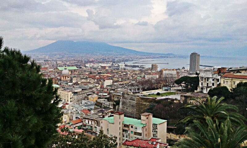 Greetings from Napoli (Italy)