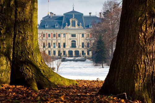 polandgallery:   Castle in Pszczyna, Poland