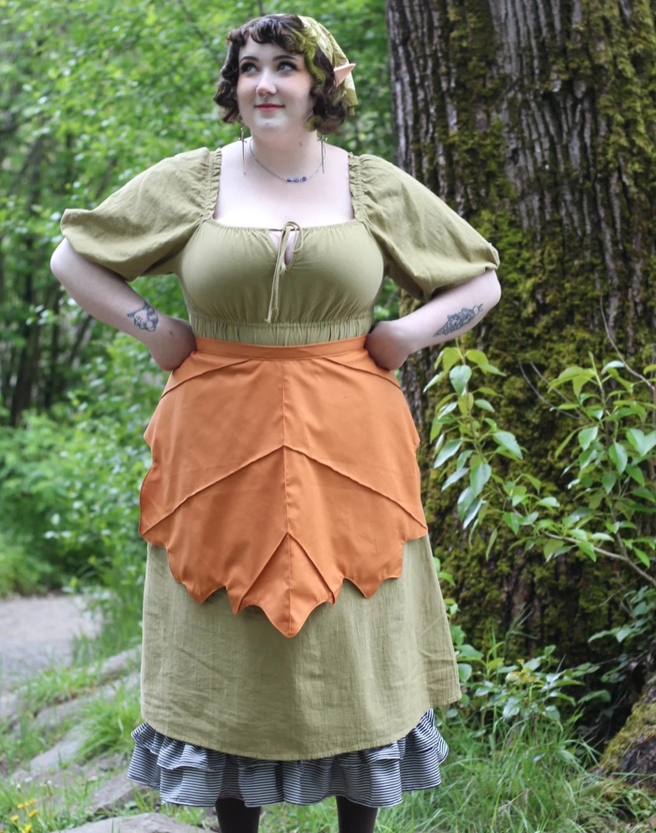 Fae Leaf Apron // Dorian Gaay on Etsy