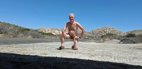 jackaloyed: Naked in the desert