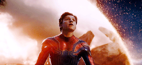 zacharylevis:“In one of the portal shots we really just see Titan really clearly, but it’s a key sho