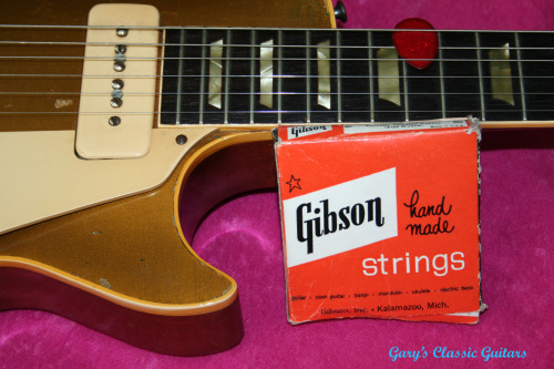 garys-classic-guitars:  1952 Gibson Les Paul Standard Goldtop 