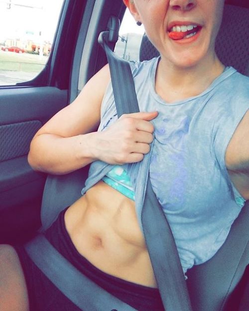 fitgrills:  Kat Berezowski is the cutest