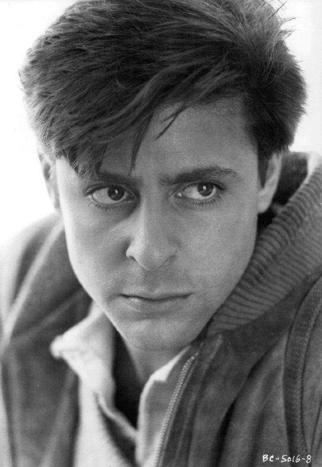 fuckthatsocallednewmusic:  young Judd Nelson, aka perfection.