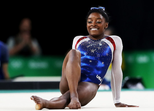 sparklesandchalk:Simone Biles wins the Olympic All-Around with a score of 62.198. She becomes the fi