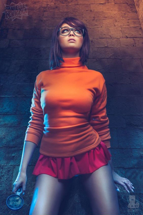 loveinaromanticcity: Danielle Denicola as Velma Dinkley