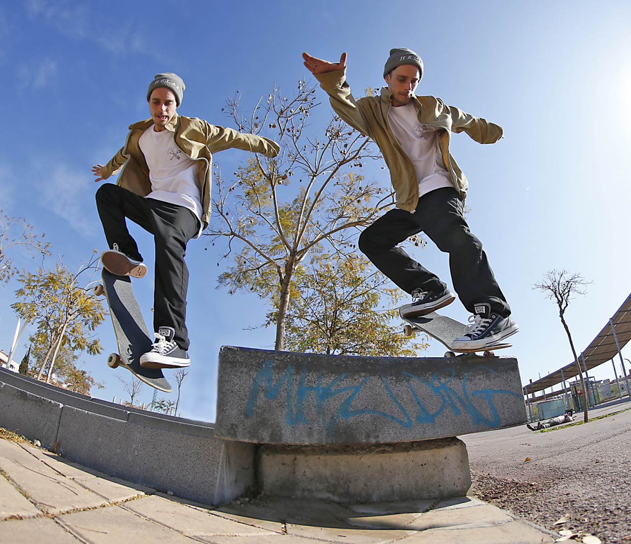 Grant Patterson - Nollie BS Nosebluntslide.
Barcelona - 2014.