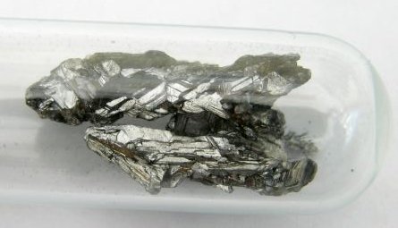 Elemental arsenic side by side with ultrapure metallic arsenic under argon.Sources: 1 2