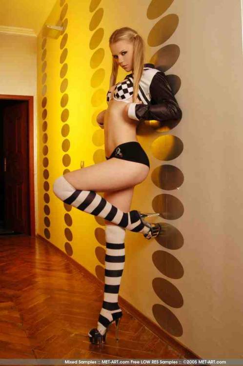 dickydick77:  Danielle 