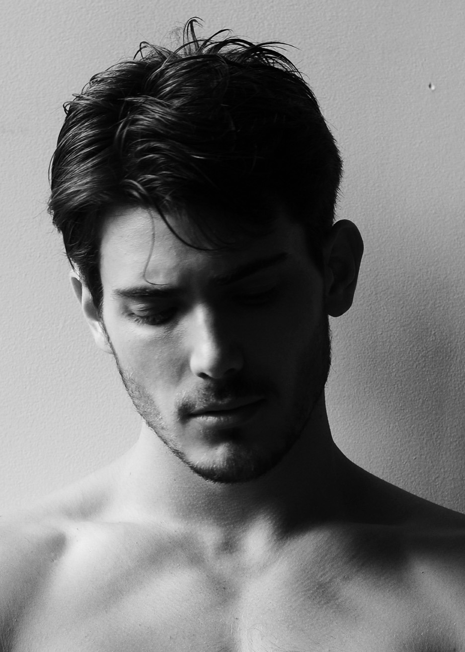 speedobuttandtaint:  joeyslomowitz:  Joey Slomowitz by Dom Smith  http://speedobuttandtaint.tumblr.com/