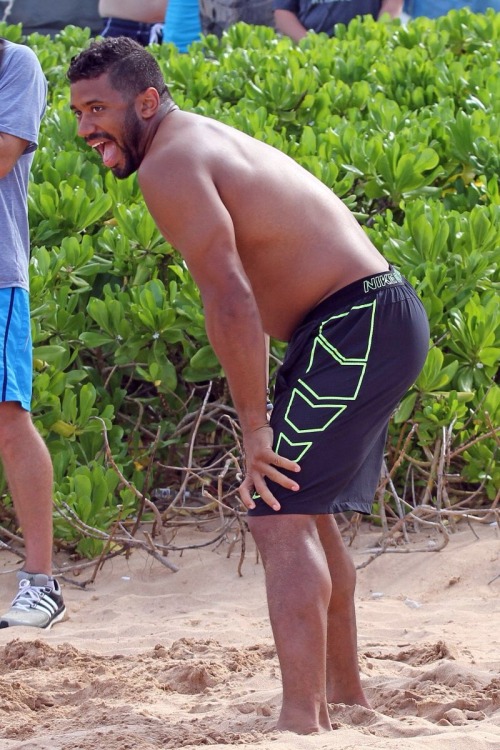 Porn Pics nflshirtless:  Russell Wilson of the Seattle
