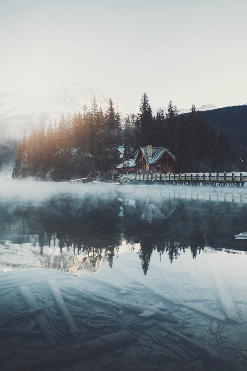 Sunrise in Alberta [photo by kaiyhun] | Our Instagram Page
