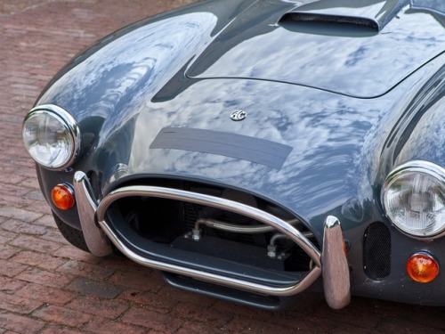 utwo: AC Cobra Lightweight © redlineclassiccars