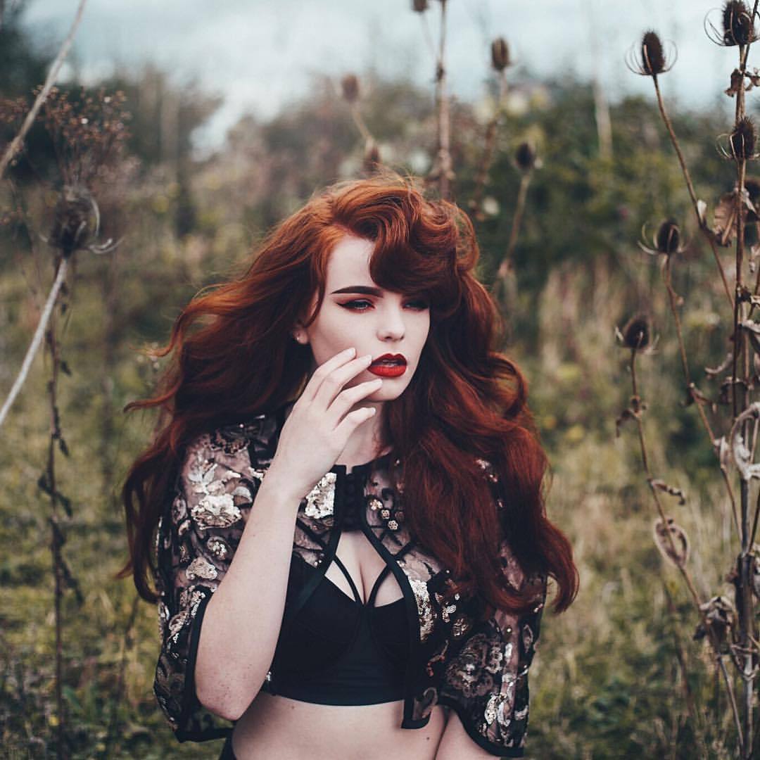 miss-deadly-red:  Ginger in nature ❤️ wearing the beautiful @playfulpromises