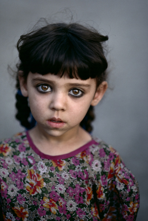 stevemccurrystudios:COLORS OF AFGHANISTAN“A landscape might be denuded,a human settlement aban