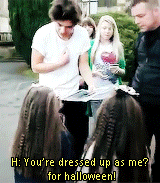 blamestyles:  Harry Edward Styles everybody. 
