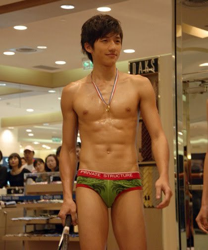 xiaohaogayphotoblog:Cute Taiwanese Model