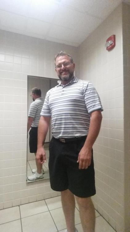 cantata4me: (via                                             [37] Dad wanting to have some fun while at work ladies. - Album on Imgur) 