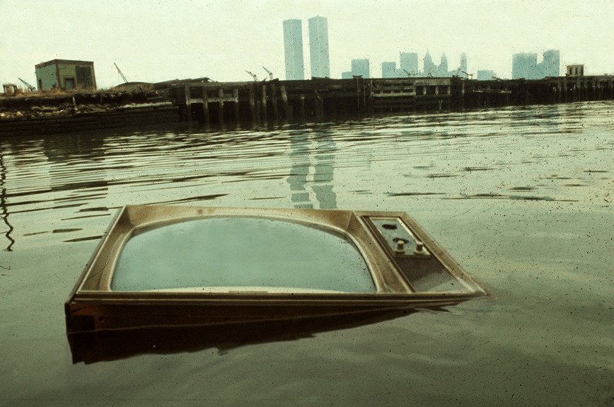 themaninthegreenshirt: New York in the 1980s – The apocalyptic photographs of Steven