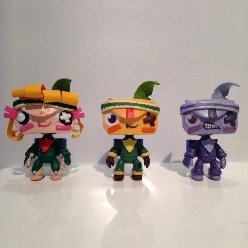 kerrydyer:Because after a day of e-mails, I had to paint something! #Tearaway