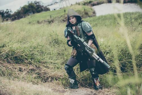 kamikame-cosplay:Cadian sniper (scope in progress) Necromunda iconography based of an artwork Necromunda Lucky 7th cadian trooper   Photos by Lorenzo So Photography and DMac Photography  